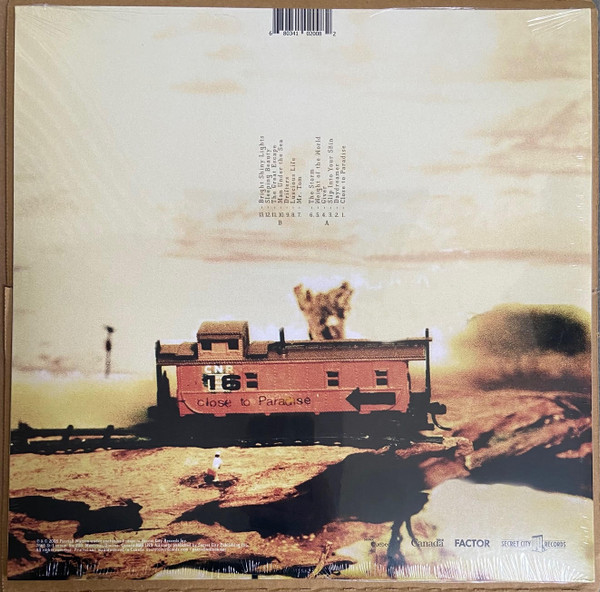 Patrick Watson - Close To Paradise | Secret City Records (SCR002LPS) - 2