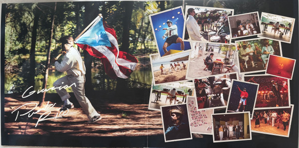 Bad Bunny - Debí Tirar Más Fotos | Rimas Entertainment (none) - 2