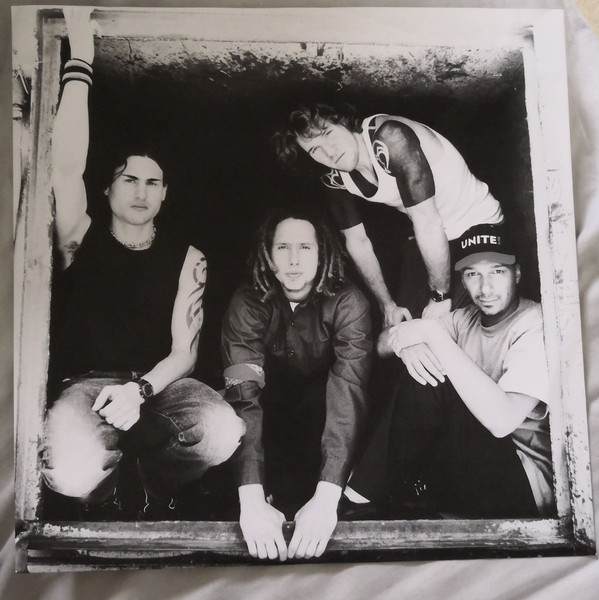 Rage Against The Machine - The Battle Of Los Angeles | Epic (19075851191) - 3