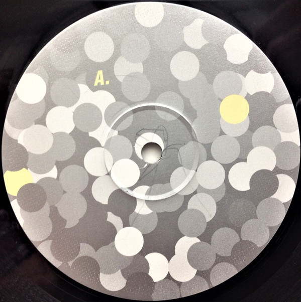 Innerzone Orchestra - Bug In The Bassbin | Mo Wax (MW049) - 3