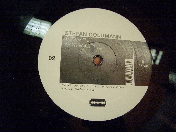 Stefan Goldmann - Lunatic Fringe | Macro (MACRO M02) - 3 Stefan Goldmann - Lunatic Fringe | Macro (MACRO M02) - 3