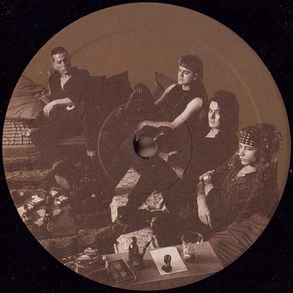 Senderos De Traición