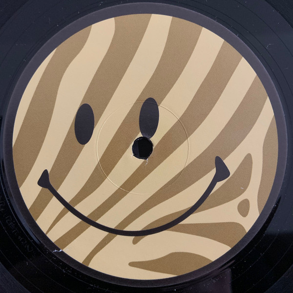 Owsley - On Safari EP | c20h25n3o (DELYSID001)