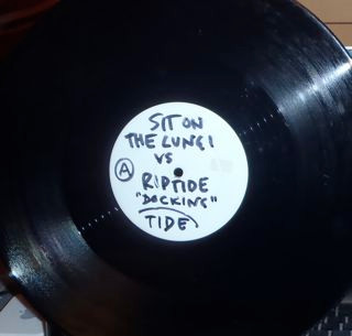 Sit On The Lungi vs. Riptide - Docking / Moony | Tide (TIDE 003-6) - main