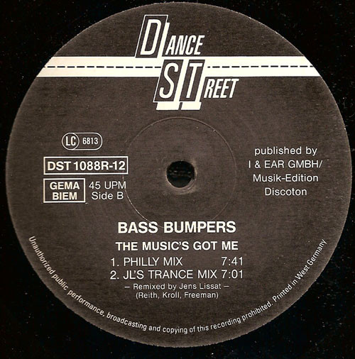 Bass Bumpers - The Music's Got Me (Remixes) | Dance Street (DST 1088R-12) - 3