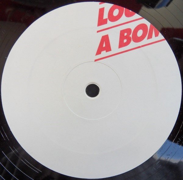 Tiga - Louder Than A Bomb | [PIAS] Recordings (451.1038.130) - 3