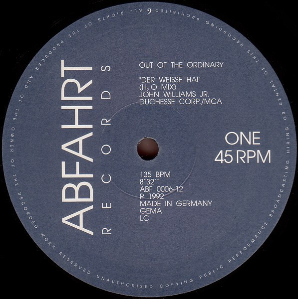 Out Of The Ordinary - Der Weisse Hai | Abfahrt Records (ABF 0006-12) - 3