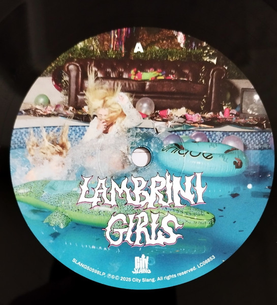 Lambrini Girls - Who Let the Dogs Out | City Slang (SLANG5098LP) - 3 Lambrini Girls - Who Let the Dogs Out | City Slang (SLANG5098LP) - 3