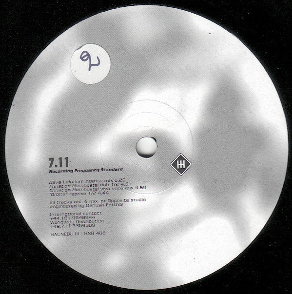 7.11 - Recording Frequency Standard | Haunebu III (HNB 402) - 2