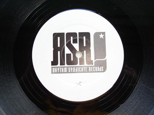 Pitch Black - Underground Sound / Feel It, Do It | Rhythm Syndicate Records (RHYSYN019)