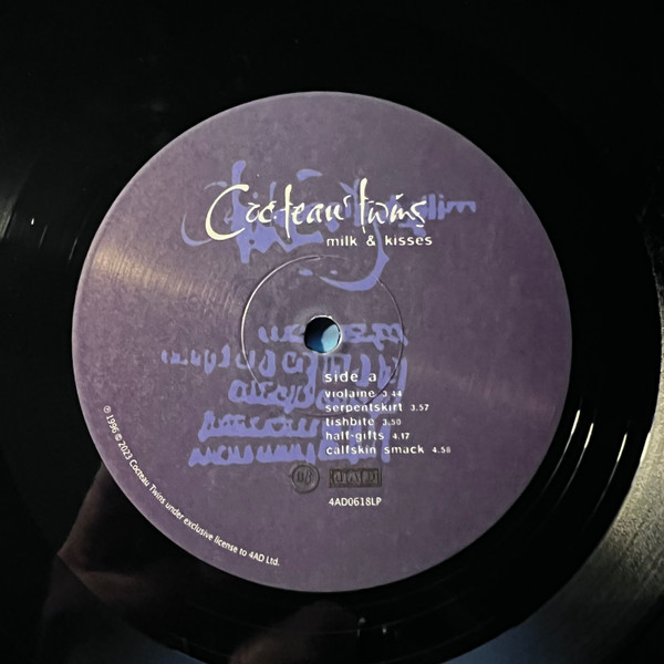 Cocteau Twins - Milk & Kisses | 4AD (4AD0618LP) - 3
