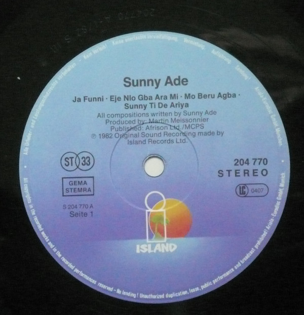 King Sunny Ade & His African Beats - Juju Music | Island Records (204 770) - 3