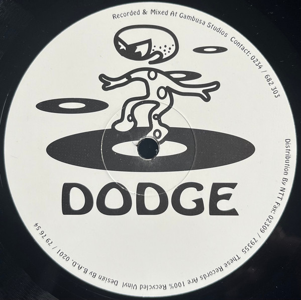 Minimalphunk - Asszony & Amber | Dodge (DODGE 002) - 3