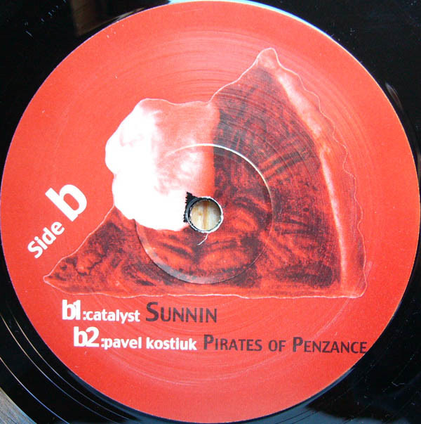 Various - 2000 Black Presents The Good Good | 2000 Black (BLACK LP 001) - 4 Various - 2000 Black Presents The Good Good | 2000 Black (BLACK LP 001) - 4