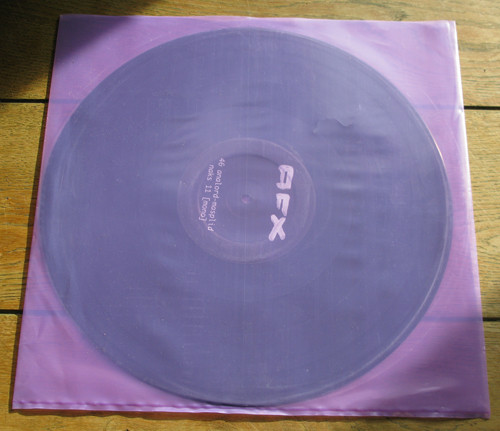 LFO / Aphex Twin - Untitled | Warp Records (WAP 195) - 4 LFO / Aphex Twin - Untitled | Warp Records (WAP 195) - 4