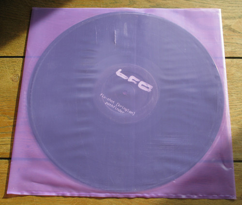 LFO / Aphex Twin - Untitled | Warp Records (WAP 195) - 3 LFO / Aphex Twin - Untitled | Warp Records (WAP 195) - 3