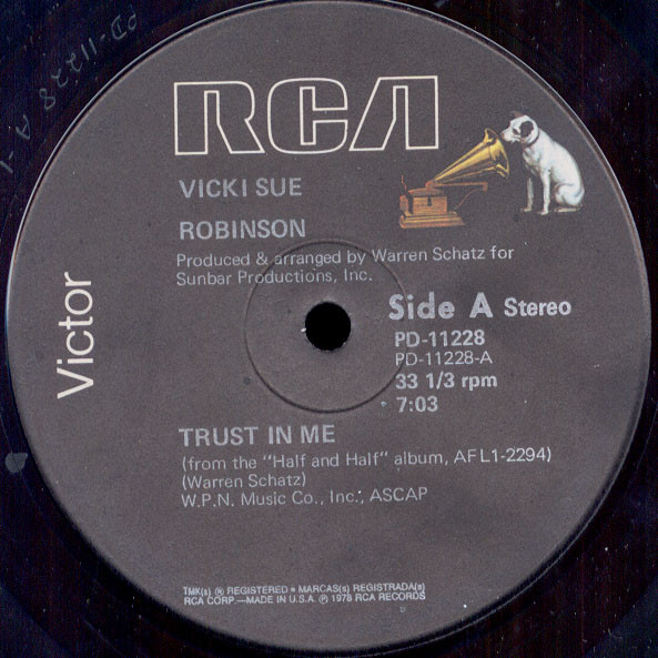 Vicki Sue Robinson - Trust In Me / Don't Try To Win Me Back Again | RCA Victor (PD 11228)