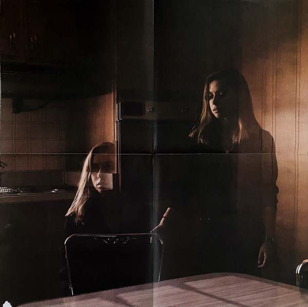 Julien Baker - Turn Out The Lights | Matador (OLE-1129-1) - 3