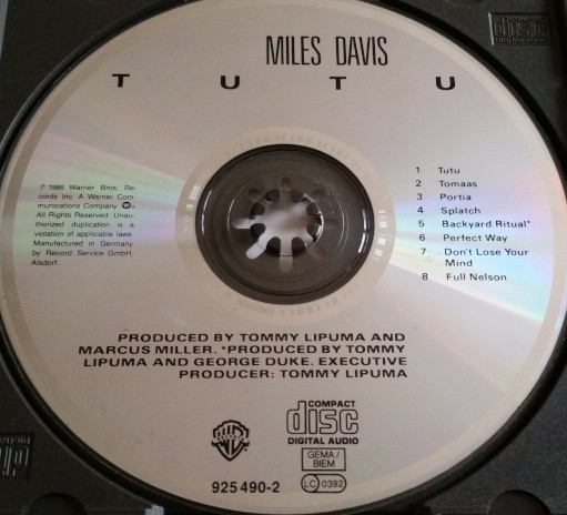 Miles Davis - Tutu | Warner Bros. Records (7599-25490-2) - 3