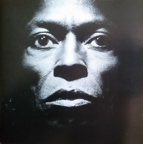 Miles Davis - Tutu | Warner Bros. Records (7599-25490-2) - main