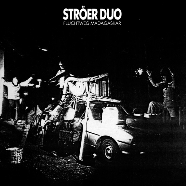 Ströer Duo - Fluchtweg Madagaskar | Dark Entries (DE-230)