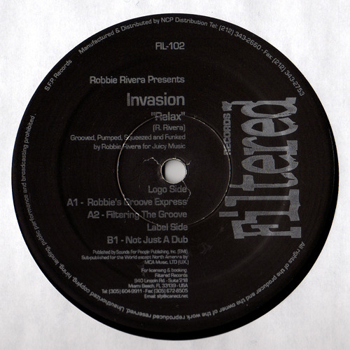 Robbie Rivera Presents Invasion - Relax | Filtered Records (FIL-102) - 7