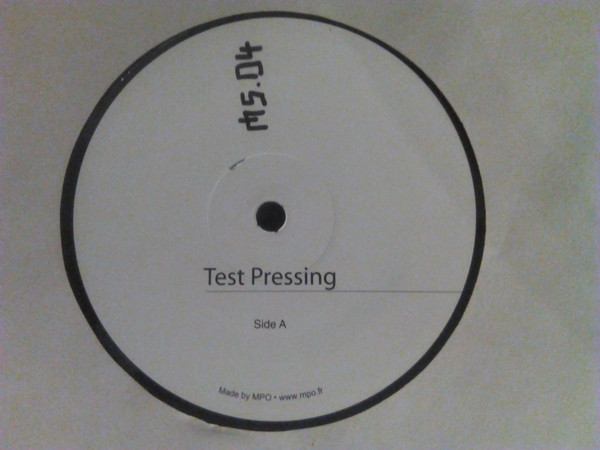 Minimum Syndicat Featuring Shadow Runner - Killing Forcefield EP | Minimum Syndicat (MS04)