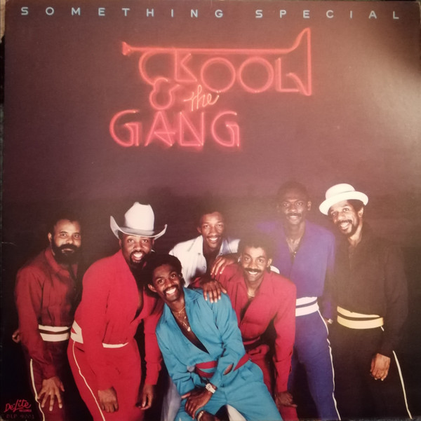Kool & The Gang - Something Special | De-Lite Records (DLP 9003) - main
