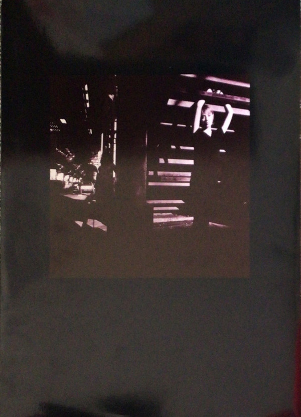 Suzanne Vega - Solitude Standing | A&M Records (395136-1) - 15