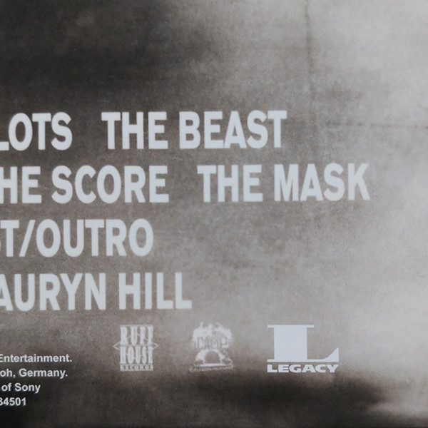 Fugees - The Score | Columbia (88985434501) - 3