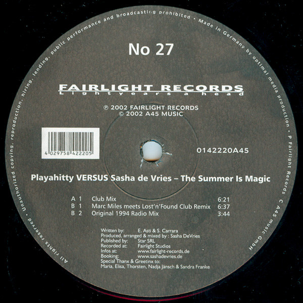 Playahitty Versus Sasha De Vries - The Summer Is Magic | Fairlight Records (No 27) - main