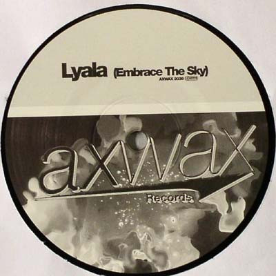 Lyala - Embrace The Sky | Axwax Records (AXWAX 2039) - main