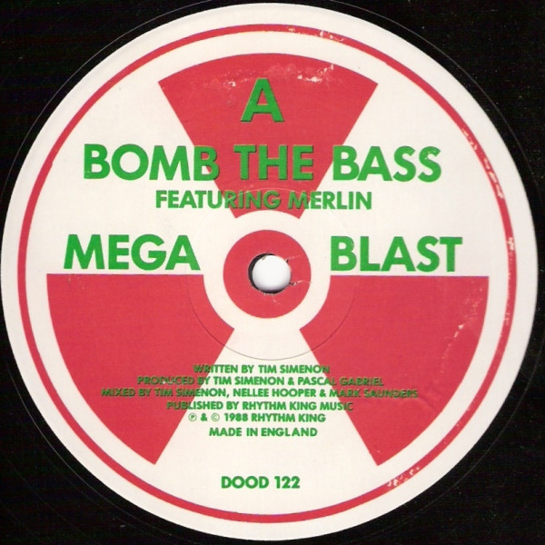 Bomb The Bass Featuring Merlin / Lorraine McIntosh - Megablast (Hip Hop On Precinct 13) / Don't Make Me Wait | Rhythm King (DOOD 122) - 2 Bomb The Bass Featuring Merlin / Lorraine McIntosh - Megablast (Hip Hop On Precinct 13) / Don't Make Me Wait | Rhythm King (DOOD 122) - 2