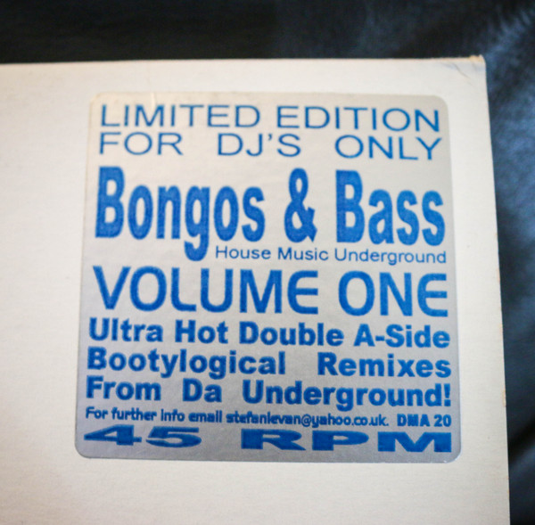 Dee Magic - Bongos & Bass Volume One | Dee Magic (DMA 20) - main