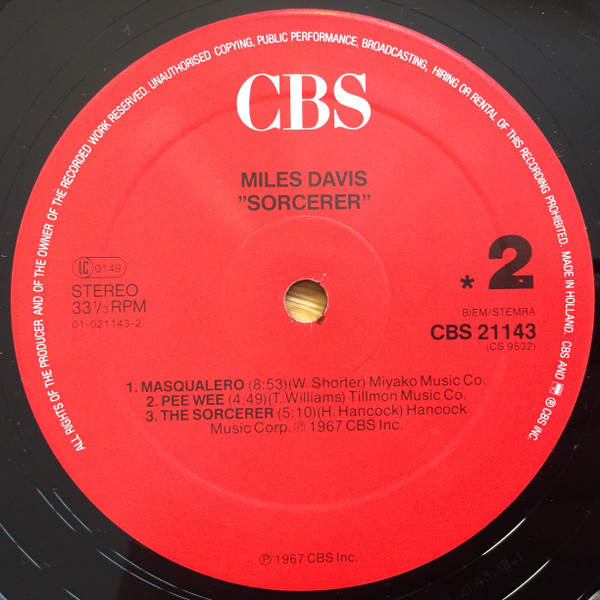 Miles Davis - Sorcerer | CBS (CBS 21143) - 3
