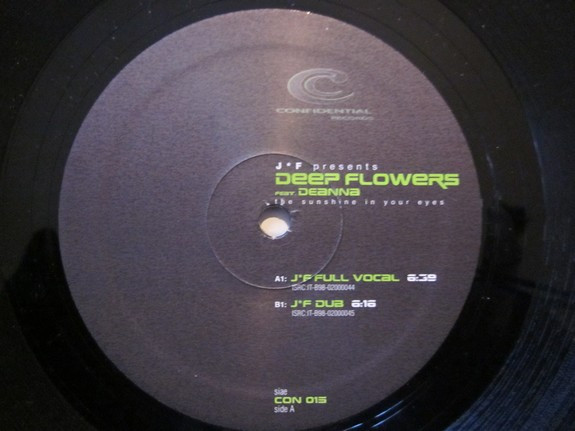 Jack Floyd Presents Deep Flowers Featuring Deanna - The Sunshine In Your Eyes | Confidential Records (CON 015)