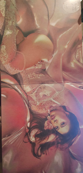 Kali Uchis - Sincerely, | Capitol Records (00602475438847) - 3