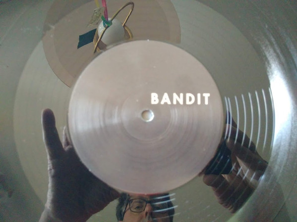 Bandit Bandit - Tachycardie | DIRTY BOOTS PRODUCTION (B095GS19X2) - 3 Bandit Bandit - Tachycardie | DIRTY BOOTS PRODUCTION (B095GS19X2) - 3