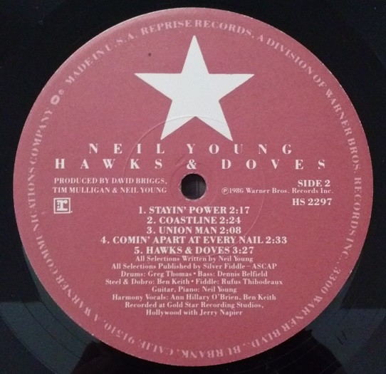 Neil Young - Hawks & Doves | Reprise Records (HS 2297) - 4
