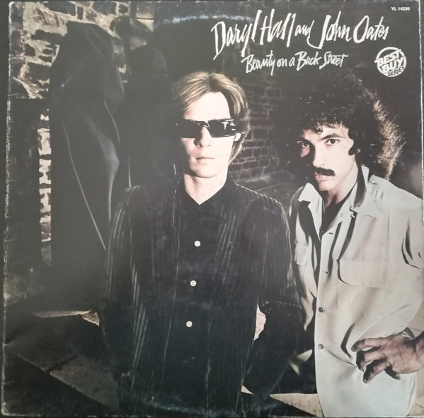 Daryl Hall & John Oates - Beauty On A Back Street | RCA (YL 14230)