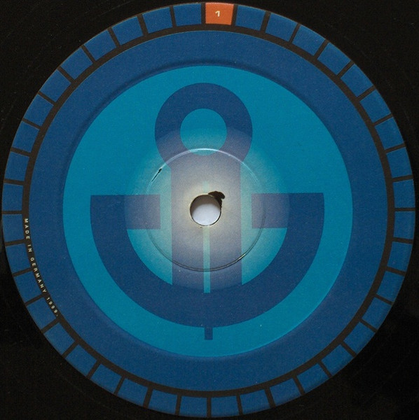 Frank Künne - L.O.V.E. | Deep Blue Recordings (DBR001-6) - 2 Frank Künne - L.O.V.E. | Deep Blue Recordings (DBR001-6) - 2