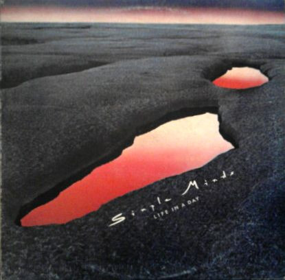 Simple Minds - Life In A Day | Virgin (VM 6) - main