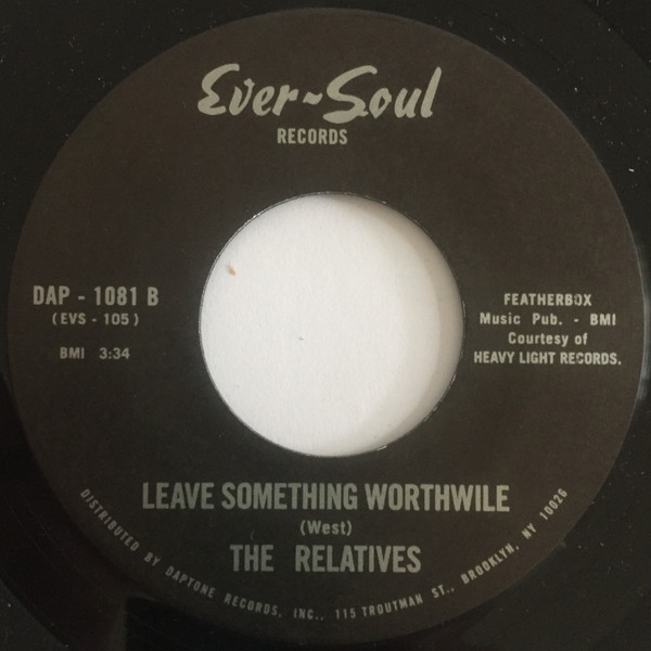 The Relatives - Don't Let Me Fall | Daptone Records (DAP-1081) - 2 The Relatives - Don't Let Me Fall | Daptone Records (DAP-1081) - 2