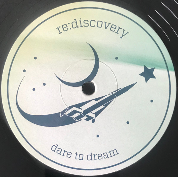 Various - Aquarian 001 : Clouds Over Europe | re:discovery records (rd006) - 4 Various - Aquarian 001 : Clouds Over Europe | re:discovery records (rd006) - 4
