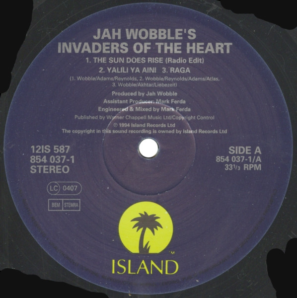 Jah Wobble's Invaders Of The Heart - The Sun Does Rise | Island Records (12IS 587) - 3