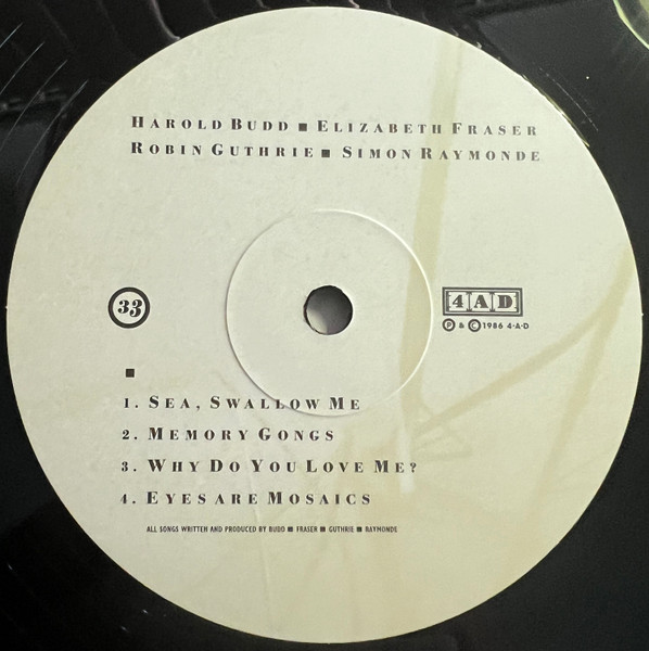 Harold Budd ▪ Elizabeth Fraser ▪ Robin Guthrie ▪ Simon Raymonde - The Moon And The Melodies | 4AD (4AD0642LP) - 3