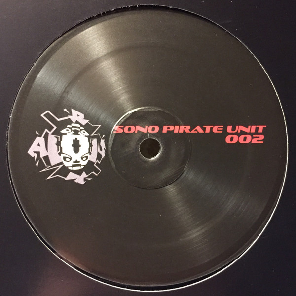 Mik Izif / The Analogue Farmer - Sono Pirate Unit 002 | Sono Pirate (S.P.U 002)