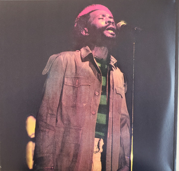 Social Living / Living Dub