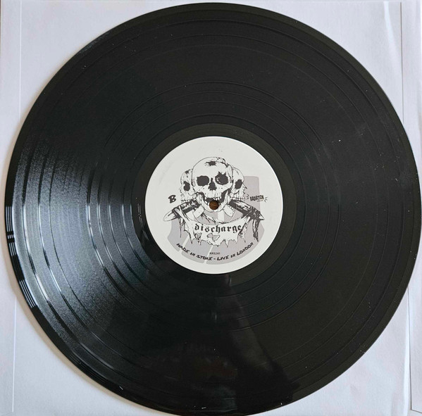 Discharge - First London Gig, Live At The Music Machine, October 28th, 1980 | Radiation Records (RRS241) - 4 Discharge - First London Gig, Live At The Music Machine, October 28th, 1980 | Radiation Records (RRS241) - 4