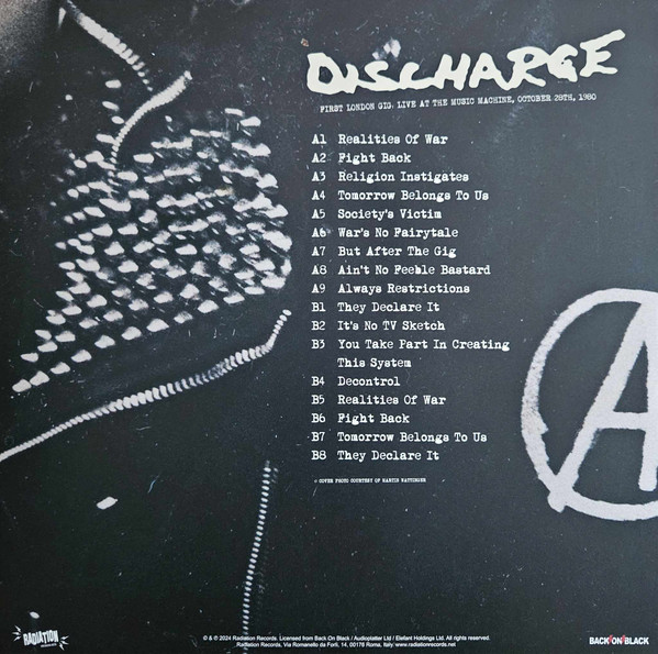 Discharge - First London Gig, Live At The Music Machine, October 28th, 1980 | Radiation Records (RRS241) - 2 Discharge - First London Gig, Live At The Music Machine, October 28th, 1980 | Radiation Records (RRS241) - 2